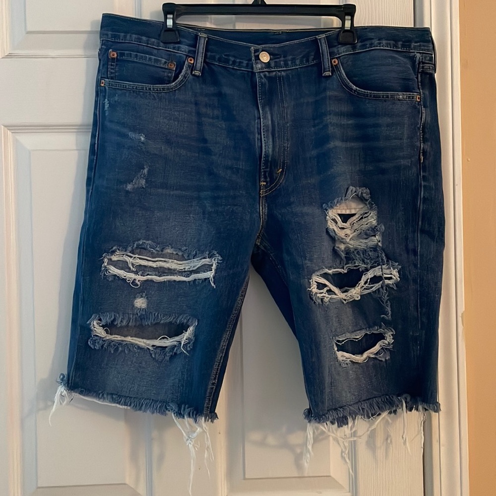 Levi’s mens ripped jean shorts